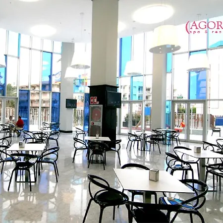 Agora & Hotel 4*